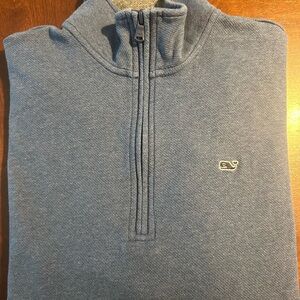 Vineyards Vines Performance Quarter zip. Size S